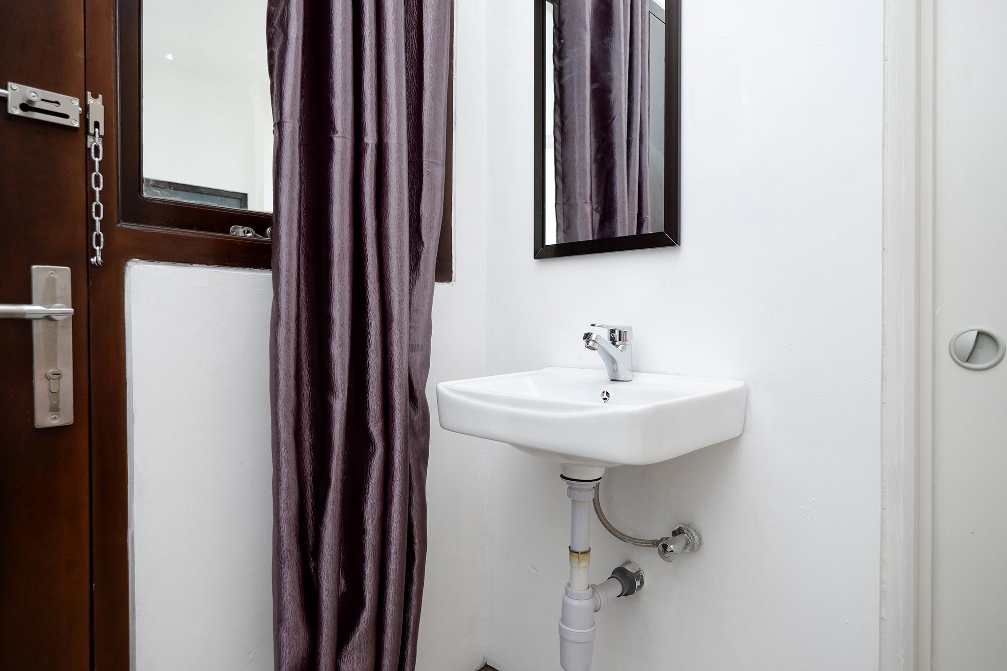 Oyo 1611 Four D'Home Solo Exterior foto